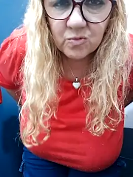 Snapshot of JennyInVegas chatting on November 26, 2:07 pm JennyInVegas online show from November 26, 2:07 pm