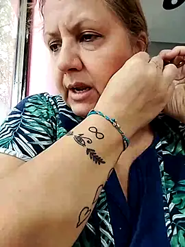 JennyInVegas online show from April 19, 5:23 pm