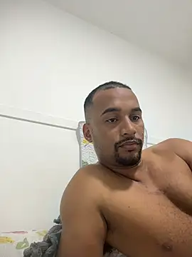 Snapshot of casalbrhot25 chatting on November 12, 1:17 am casalbrhot25 online show from November 12, 1:17 am