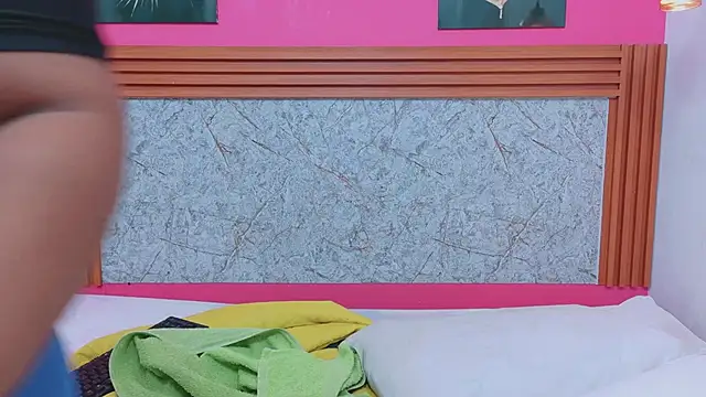 Snapshot of matureahomegirl chatting on April 1, 2:45 am matureahomegirl online show from April 1, 2:45 am