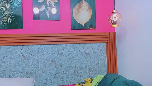 Snapshot of matureahomegirl chatting on April 2, 2:53 am matureahomegirl online show from April 2, 2:53 am