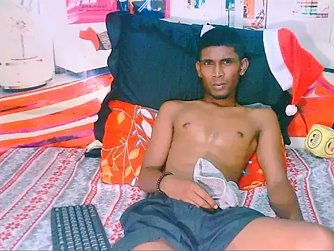 IndianThuggin online show from December 17, 10:05 pm