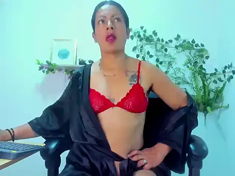 Snapshot of canelaa___ chatting on October 28, 2:20 pm canelaa online show from October 28, 2:20 pm