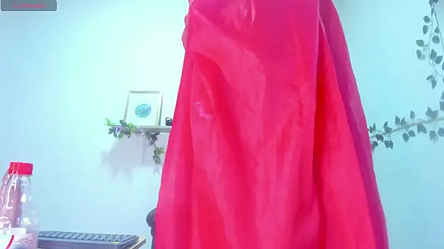 Snapshot of canelaa___ chatting on October 31, 2:18 pm canelaa online show from October 31, 2:18 pm