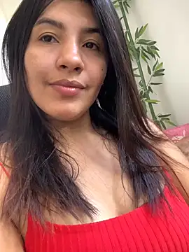 Snapshot of luna_sarah_ chatting on October 18, 1:23 pm luna sarah online show from October 18, 1:23 pm