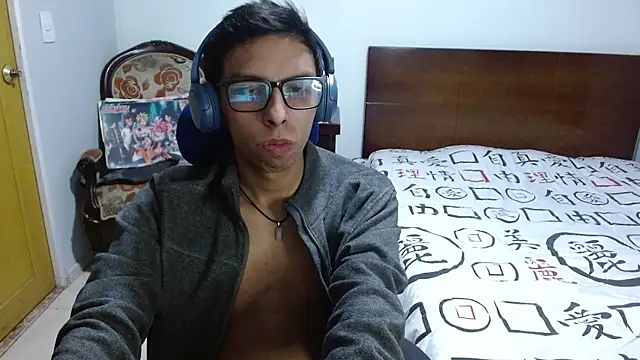 DavTwink3100 online show from January 12, 2:39 am