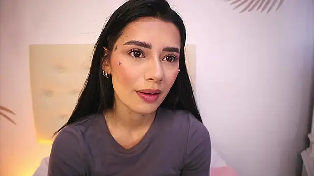 Snapshot of Scarlett_Keller chatting on November 10, 7:46 pm Scarlett Keller online show from November 10, 7:46 pm