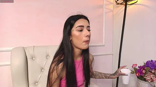 Snapshot of Scarlett_Keller chatting on December 1, 6:13 pm Scarlett Keller online show from December 1, 6:13 pm