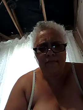 juicyboode online show from November 5, 11:43 am