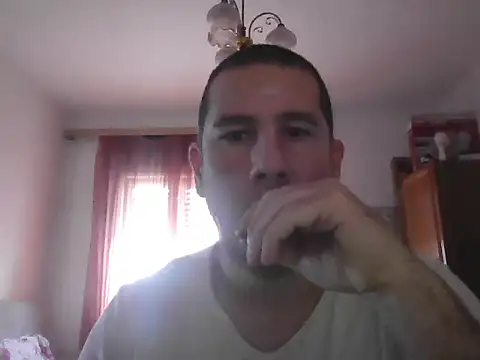 Snapshot of Szeximado31 chatting on January 12, 8:30 am Szeximado31 online show from January 12, 8:30 am