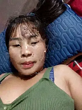 Snapshot of Squirrel-Pear chatting on October 25, 2:46 pm Squirrel-Pear online show from October 25, 2:46 pm