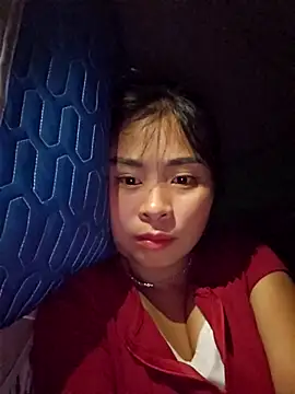 Snapshot of Squirrel-Pear chatting on November 12, 9:14 pm Squirrel-Pear online show from November 12, 9:14 pm