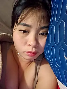 Snapshot of Squirrel-Pear chatting on November 24, 10:42 pm Squirrel-Pear online show from November 24, 10:42 pm