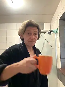 kon77777 online show from October 25, 5:26 am