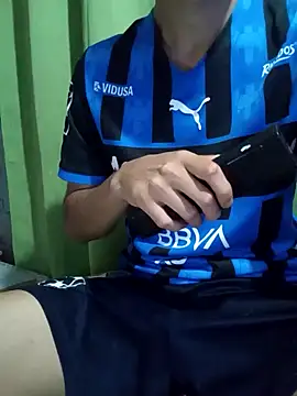 Snapshot of Pedropuente200 chatting on October 26, 6:41 am Pedropuente200 online show from October 26, 6:41 am