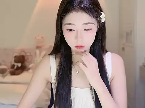 Snapshot of Onecutelittle chatting on October 24, 4:42 am Onecutelittle online show from October 24, 4:42 am