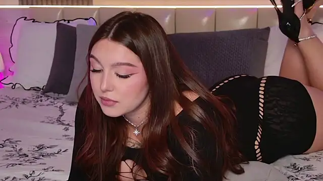 Snapshot of _Tessa_May_ chatting on March 31, 4:57 am Tessa May online show from March 31, 4:57 am