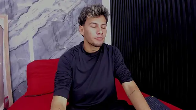 Alan-Smith1 online show from November 20, 7:35 pm