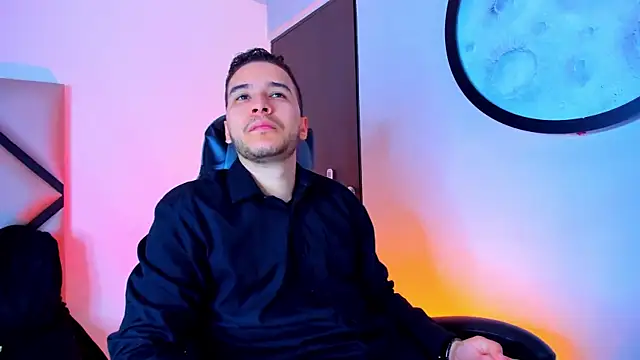 Snapshot of mike_257 chatting on November 25, 11:54 am mike 257 online show from November 25, 11:54 am