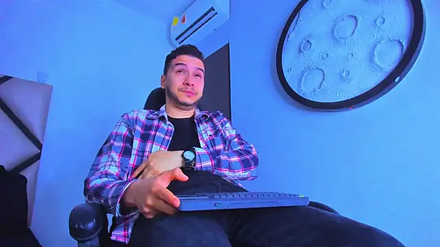 mike 257 online show from January 7, 11:56 am