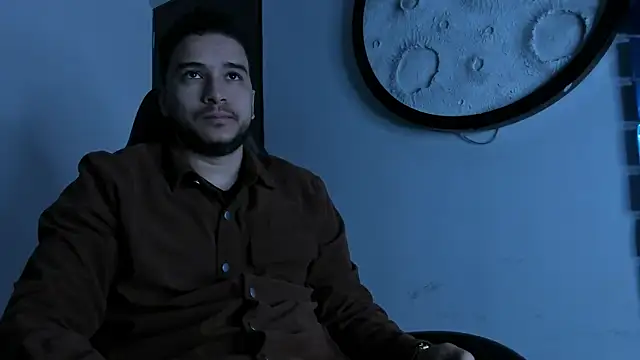 mike 257 online show from April 8, 12:27 pm