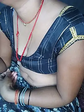 Snapshot of Hot_cauple_indian chatting on June 26, 7:46 am Hot cauple indian online show from June 26, 7:46 am
