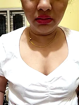 Snapshot of Nazeera_Telugu_Ammayi chatting on November 14, 2:16 pm Nazeera Telugu Ammayi online show from November 14, 2:16 pm