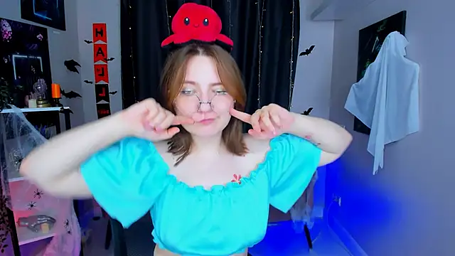 Snapshot of fairy_tara chatting on November 2, 1:41 am fairy tara online show from November 2, 1:41 am