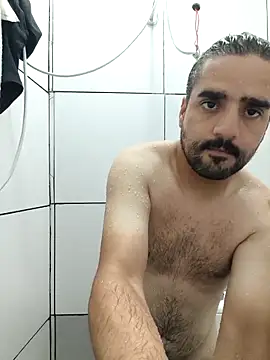 Snapshot of gusto14cm chatting on February 19, 7:54 pm gusto14cm online show from February 19, 7:54 pm