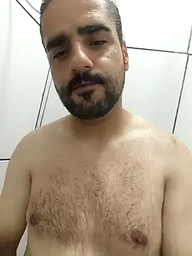 Snapshot of gusto14cm chatting on February 27, 1:33 pm gusto14cm online show from February 27, 1:33 pm