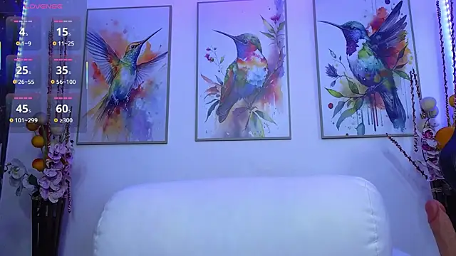 Snapshot of Scarlet_desiree chatting on October 31, 11:55 am Scarlet desiree online show from October 31, 11:55 am