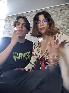 ScaraAndTomy online show from April 17, 7:39 pm