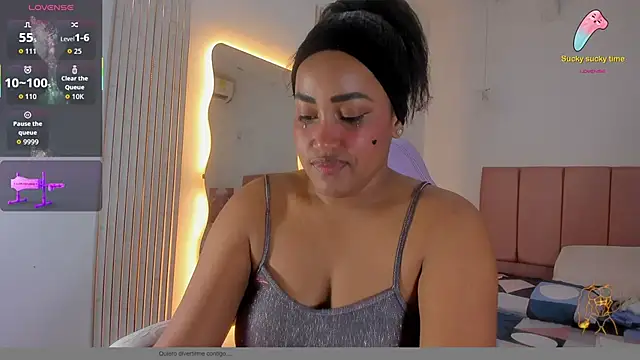 NahomiWalker  online show from January 8, 8:00 pm