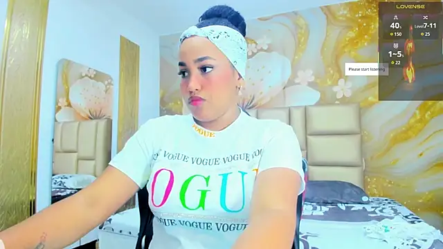 NahomiWalker  online show from April 2, 7:44 pm