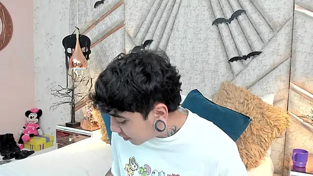 SantiOlsen online show from November 11, 12:27 pm