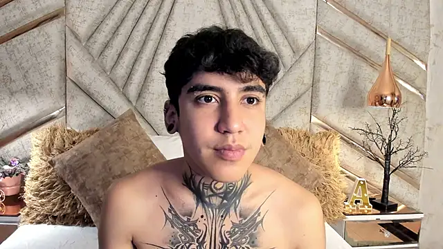 SantiOlsen online show from November 14, 12:26 pm