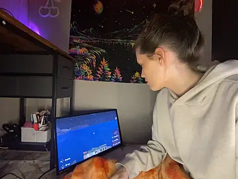 Thedeepwebcutie online show from March 6, 12:29 am