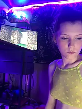Snapshot of Thedeepwebcutie chatting on May 27, 8:55 am Thedeepwebcutie online show from May 27, 8:55 am