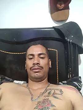 Snapshot of Michell85 chatting on October 28, 9:06 pm Michell85 online show from October 28, 9:06 pm