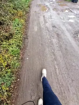 Snapshot of bbyxklaus chatting on October 22, 8:36 am bbyxklaus online show from October 22, 8:36 am