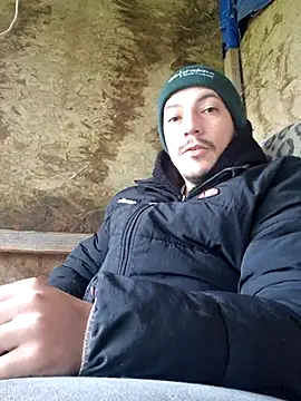 Snapshot of bbyxklaus chatting on November 22, 12:37 pm bbyxklaus online show from November 22, 12:37 pm