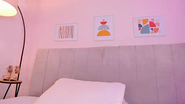 fatiima  online show from March 16, 7:07 pm