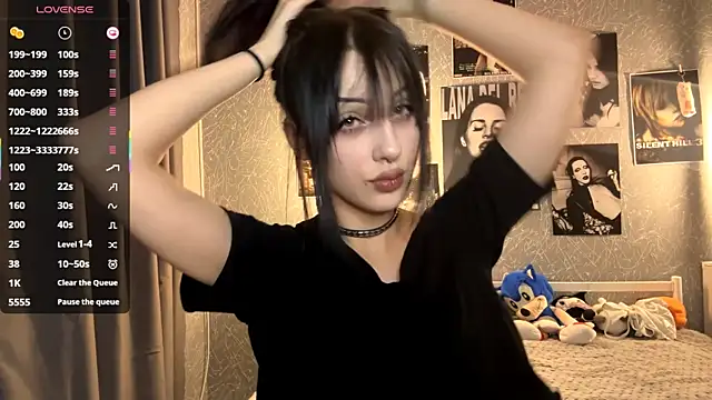 Snapshot of ForeTiff chatting on November 24, 8:19 pm ForeTiff online show from November 24, 8:19 pm