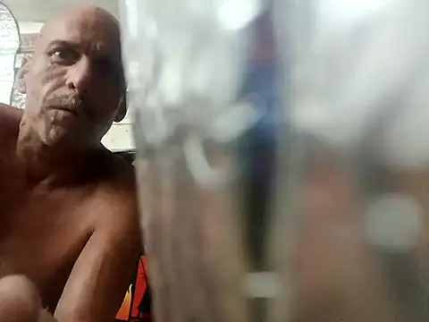 1stcumngo online show from April 18, 6:06 am