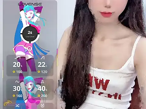 Snapshot of -Alicee- chatting on June 18, 8:14 am -Alicee- online show from June 18, 8:14 am