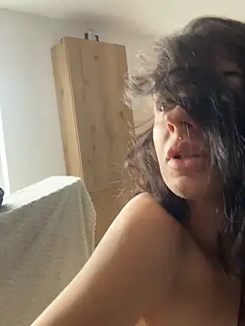 Snapshot of wwwdddccc1 chatting on February 24, 10:24 am wwwdddccc1 online show from February 24, 10:24 am