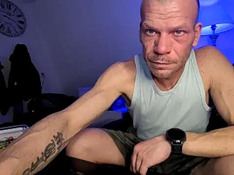 Snapshot of Kinky_Play1 chatting on February 12, 8:15 pm Kinky Play1 online show from February 12, 8:15 pm