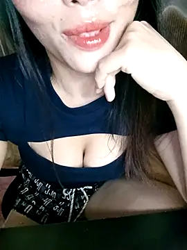 Snapshot of Fish_yellow chatting on November 8, 12:55 am Fish yellow online show from November 8, 12:55 am