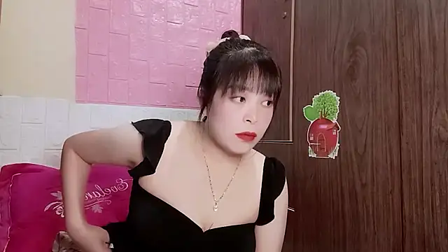 Snapshot of Butterfly_kee chatting on November 5, 2:28 pm Butterfly kee online show from November 5, 2:28 pm