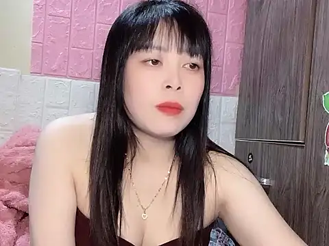 Snapshot of Butterfly_kee chatting on November 24, 2:28 pm Butterfly kee online show from November 24, 2:28 pm